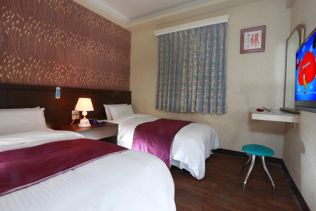 King Town Hotel Luodong Habitación foto