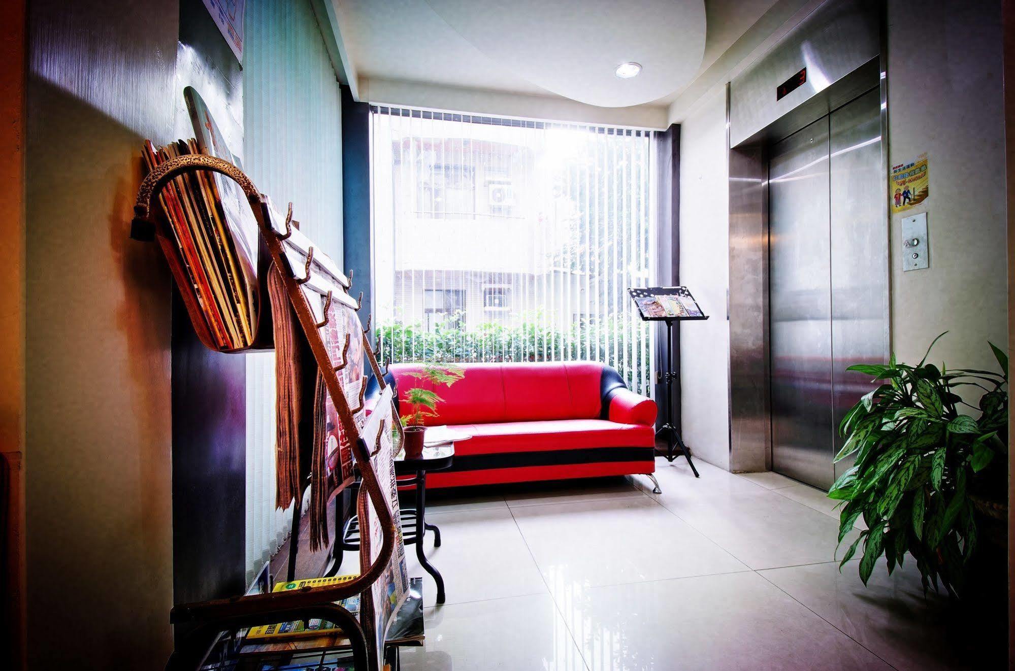 King Town Hotel Luodong Exterior foto