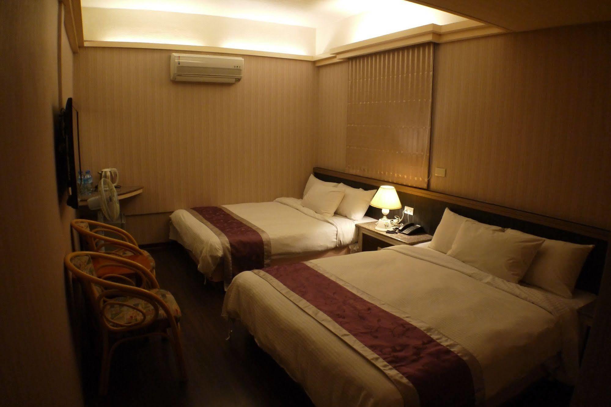 King Town Hotel Luodong Exterior foto