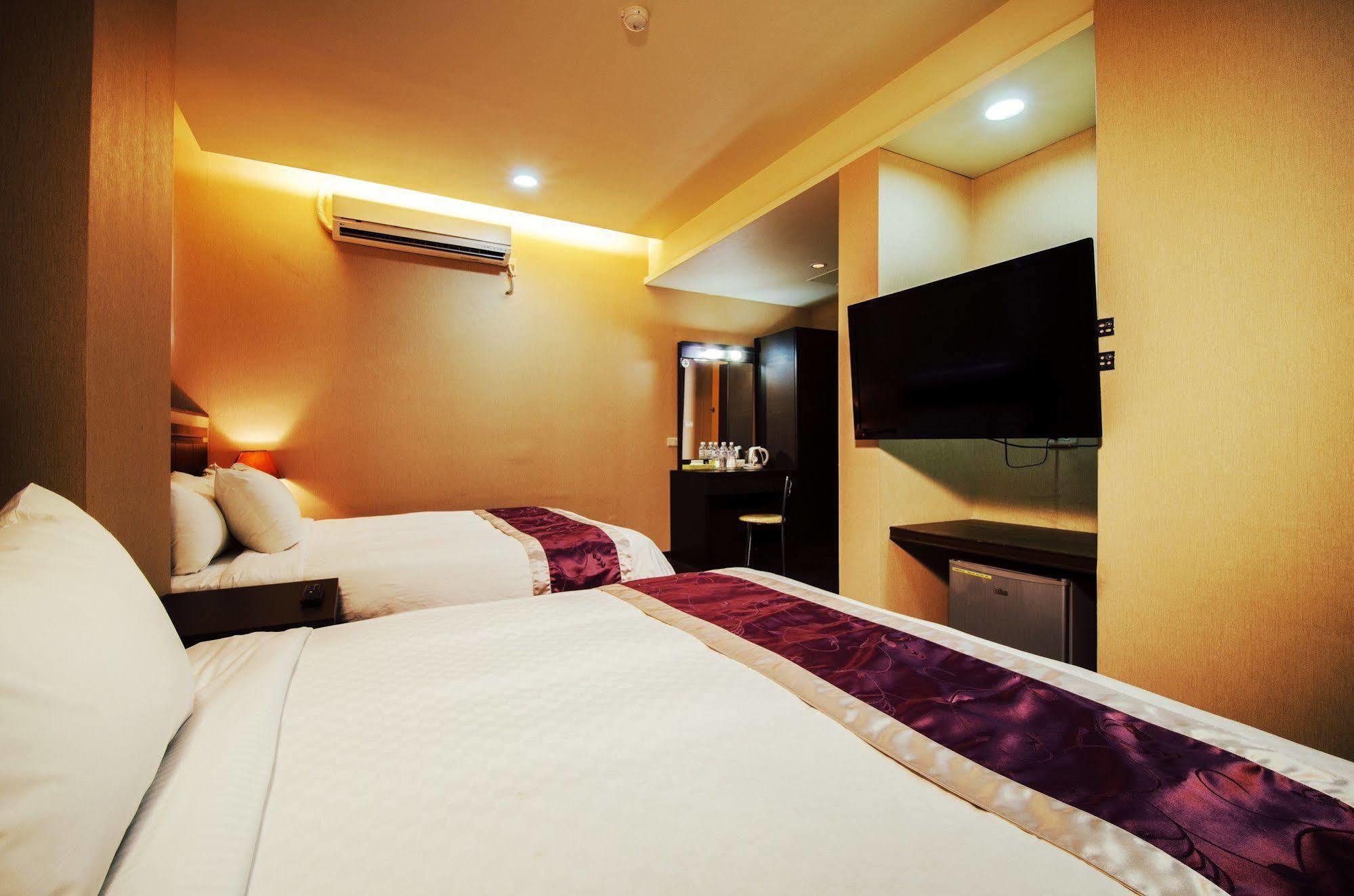 King Town Hotel Luodong Exterior foto